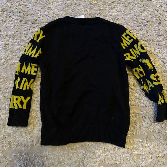 Toddler Grinch sweater - Picture 3 of 3